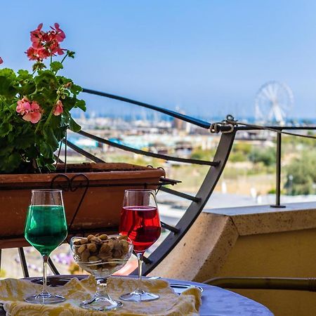 Hotel River Fronte Mare Con Piscina Rimini Dış mekan fotoğraf