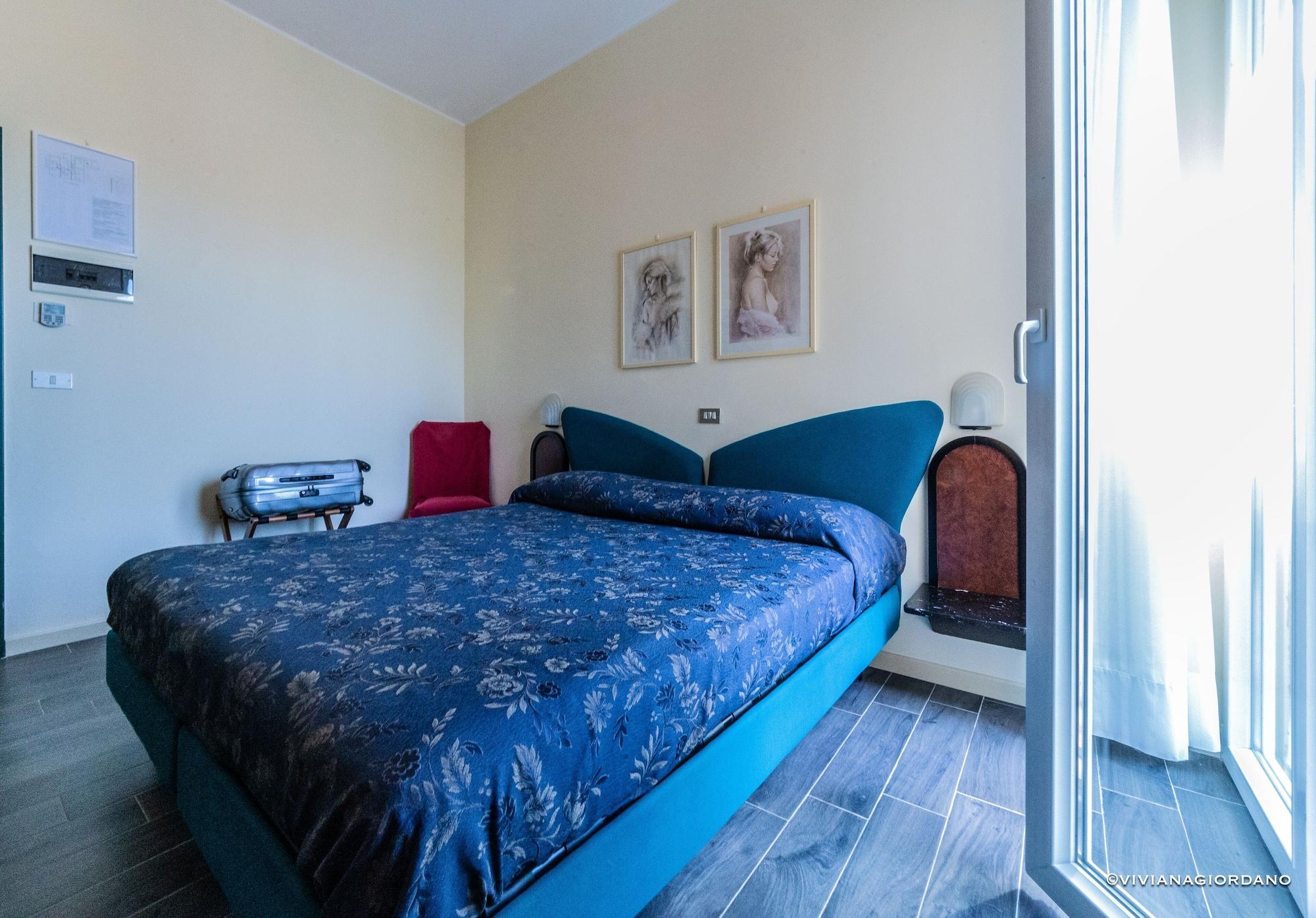 Hotel River Fronte Mare Con Piscina Rimini Dış mekan fotoğraf